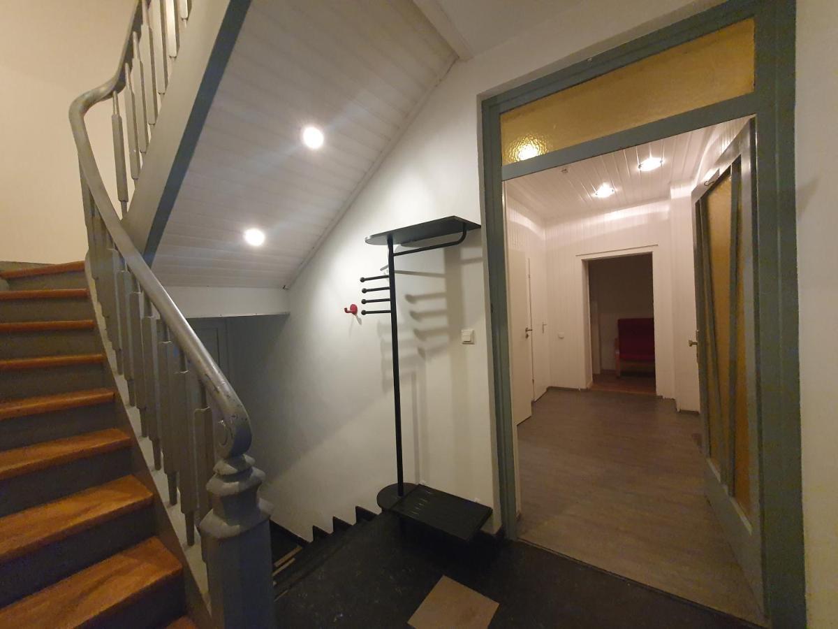 Privatzimmer An Der Uniklinik Mainz - Nur Fuer Weibliche Gaeste Apartment Bagian luar foto